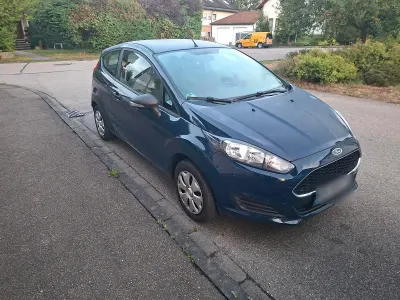 Gebraucht Ford Fiesta Ambiente 60 PS (44 kW) 2016 Schwarz Kleinwagen