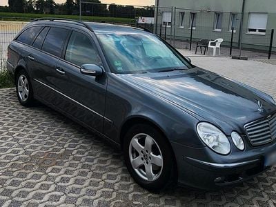 Mercedes E220