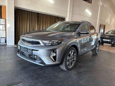 Neu Kia Stonic Spirit 101 PS (74 kW) 2025 Astro grau metallic SUV