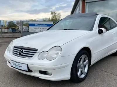 Gebraucht Mercedes CL200 163 PS (119 kW) 2003 Weiß Coupé