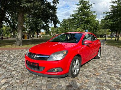 Opel Astra GTC