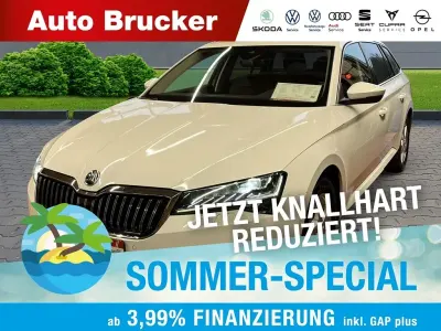 Gebraucht Skoda Superb Style 200 PS (147 kW) 2022 Weiss Kombi