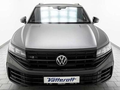 Usata VW Touareg R 462 CV (339 kW) 2025 Grigio SUV