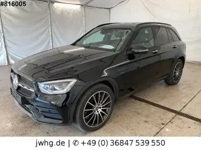 Gebraucht Mercedes GLC300de AMG line 306 PS (225 kW) 2021 Schwarz Limousine