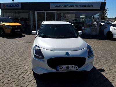 Usata Suzuki Swift Comfort+ 83 CV (61 kW) 2026 Bianco Utilitaria