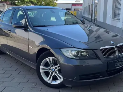 Gebraucht BMW 325 Sport Line 218 PS (160 kW) 2008 Grau Limousine