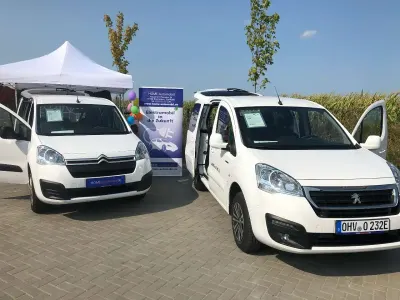Gebraucht Peugeot TePee 35 kW (48 PS) 2018 Frost  weiß  uni Kombi
