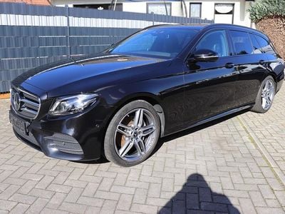 Second-hand Mercedes E220 AMG line 194 CP (142 kW) 2018 Negru Break