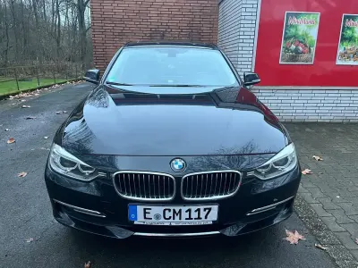 Używany BMW 320 Sport Line 184 KM (135 kW) 2013 Czarny Sedan/Limuzyna
