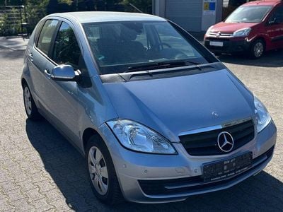 Usata Mercedes A160 95 CV (69 kW) 2011 Blu Berlina