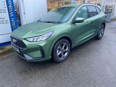 Neu Ford Kuga ST-Line 186 PS (136 kW) 2026 Burstinggreen metallic SUV