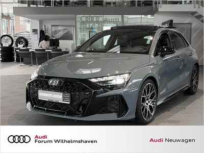 Neu Audi RS3 Sportback Comfort 400 PS (294 kW) 2026 Kemoragrau (grau) Kleinwagen