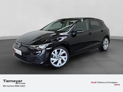 Gebraucht VW Golf VIII Life 116 PS (85 kW) 2023 Deep black perleffekt Limousine