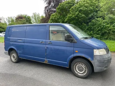 Käytetty VW Transporter 102 HP (75 kW) 2007 Van