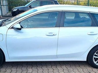 Gebraucht Kia Ceed Sportswagon 105 PS (77 kW) 2021 Weiß Kombi
