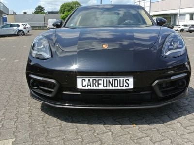 Porsche Panamera 4
