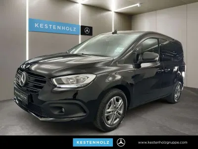Neu Mercedes eCitan 89 kW (122 PS) 2025 Schwarz Kombi