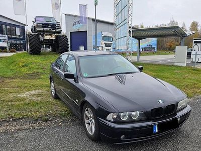 BMW 525