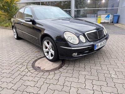 Mercedes E320