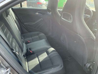 Mercedes CLA180