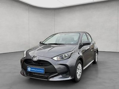 Grau Neu 2025 Toyota Yaris Hybrid Business Edition Limousine | 23.790 € (Guter Preis)