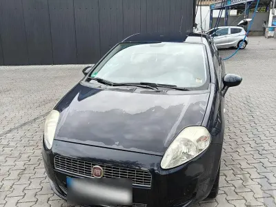Gebraucht Fiat Punto 65 PS (47 kW) 2009 Blau Kleinwagen