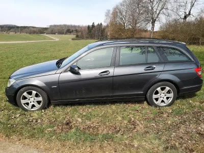 Gebraucht Mercedes 200 136 PS (100 kW) 2010 Grau Kombi