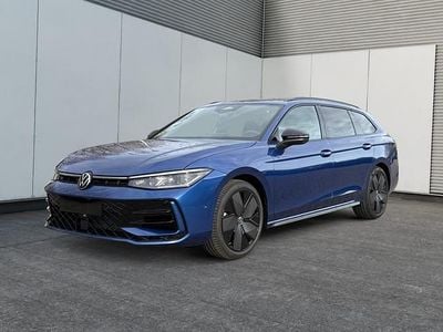 Maripositgrün metallic/grün Neu 2025 VW Passat R-line Kombi | 51.430 € (Guter Preis)