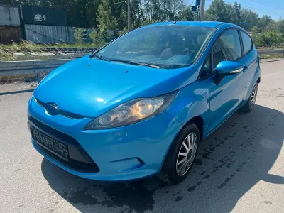 Używany Ford Fiesta 82 KM (60 kW) 2009 Niebieski Hatchback