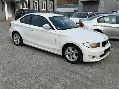 Gebraucht BMW 118 Coupé Performance 143 PS (105 kW) 2011 Weiß Coupé