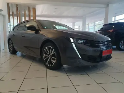Gebraucht Peugeot 508 131 PS (96 kW) 2023 Grau Limousine
