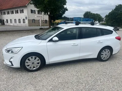 Gebraucht Ford Focus Cool & Connect 95 PS (69 kW) 2019 Weiß Limousine