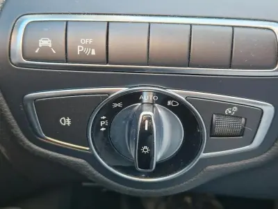 Gebraucht Mercedes C220 170 PS (125 kW) 2016 Schwarz Kombi