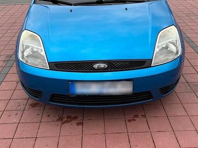 Gebraucht Ford Fiesta 70 PS (51 kW) 2005 Blau Kleinwagen