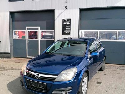 Gebraucht Opel Astra 105 PS (77 kW) 2006 Blau Limousine