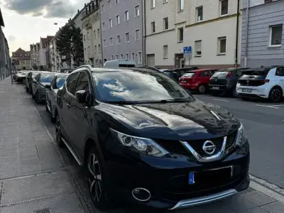 Gebraucht Nissan Qashqai Black Edition 131 PS (96 kW) 2017 Schwarz SUV