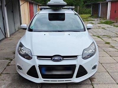 Gebraucht Ford Focus Titanium 116 PS (85 kW) 2012 Weiß Kombi