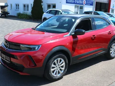 Gebraucht Opel Mokka-e Edition 100 kW (136 PS) 2022 Rot SUV