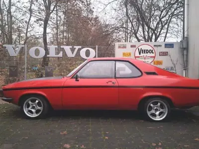 Używany Opel Manta S 80 KM (58 kW) 1970 Czerwony Coupe