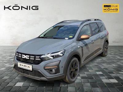 Neu Dacia Jogger Extreme 94 PS (69 kW) 2025 Grau Van / Kleinbus