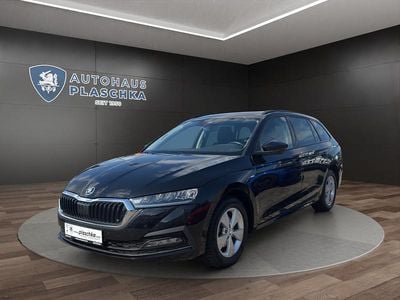 Second-hand Skoda Octavia Clever 150 CP (110 kW) 2022 Negru Berlinǎ