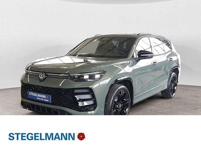 Cipressinogrün metallic Neu 2025 VW Tayron R-line SUV | 62.830 € (Etwas zu teuer)
