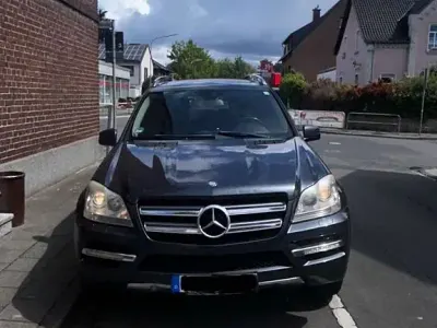 Gebraucht Mercedes GL350 211 PS (155 kW) 2012 Grau SUV