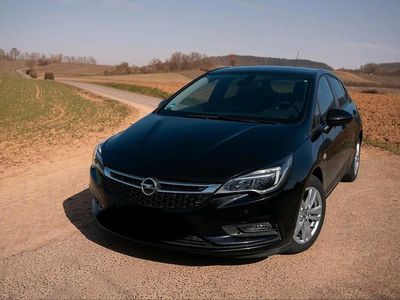 Gebraucht Opel Astra 110 PS (80 kW) 2019 Schwarz Limousine