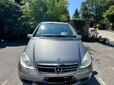Gebraucht Mercedes A200 Avantgarde 136 PS (100 kW) 2005 Grau Van / Kleinbus