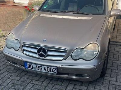 Mercedes C200