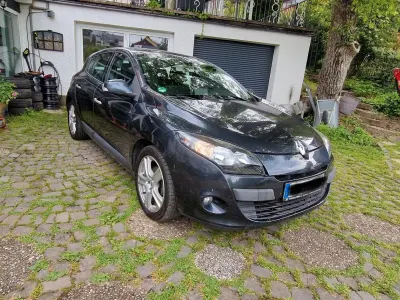 Gebraucht Renault Mégane 110 PS (80 kW) 2010 Limousine