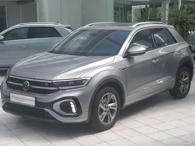 Gebraucht VW T-Roc R-line 150 PS (110 kW) 2023 Silber SUV