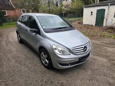 Usata Mercedes B170 116 CV (85 kW) 2006 Argento Monovolume