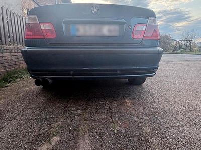 Second-hand BMW 325 192 CP (141 kW) 2001 Albastru Berlinǎ